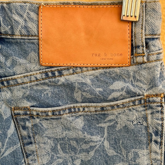 Rag & Bone Maya High Rise Floral Laser Print Raw Hem 6” Jean Short Size 25 EUC! - Picture 11 of 15